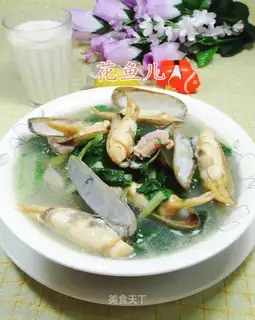 Salted cabbage soup