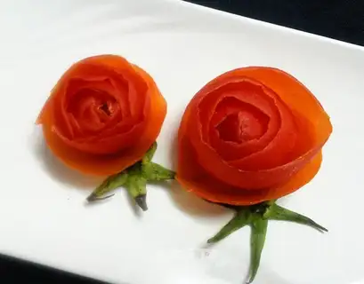 Homemade tomato roses