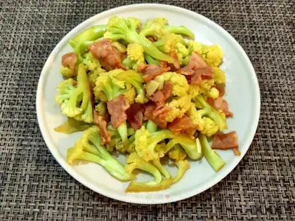 Bacon pineapple