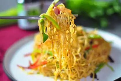 Noodles for mushroom sauce