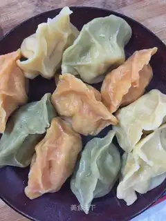 ♪ Five-colored dumplings ♪
