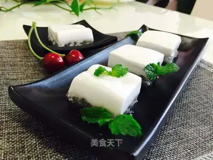 Coconut rice cake
