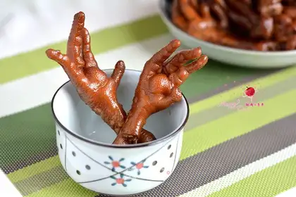 Chicken claws
