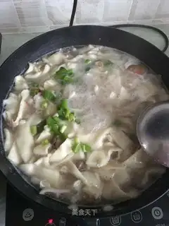 Tomato egg noodles
