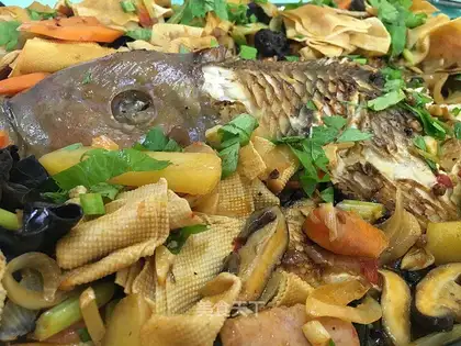 Farmers bake fish
