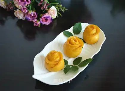 Pumpkin roses