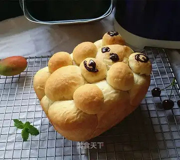 Stupid bear bread