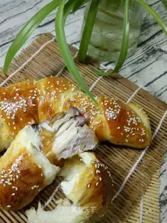It's called chicken wing bread