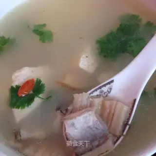 Sea eels dry soup
