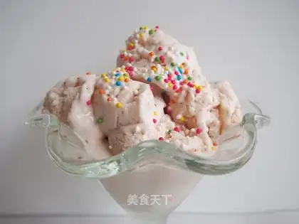 Cheese and jam ice cream