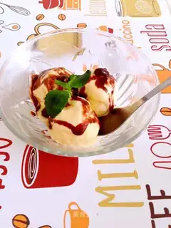 Mango ice cream