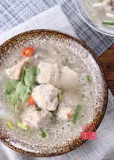 Porkball soup