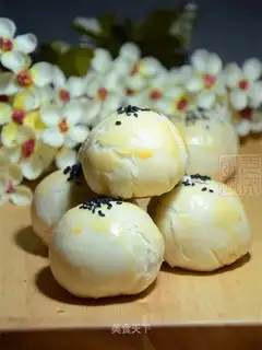 The cranberry sprouts