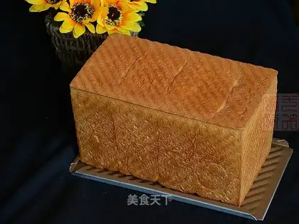 Light cream toast
