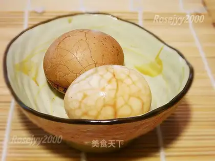 Tea eggs