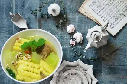 Tonguilla cornbone soup