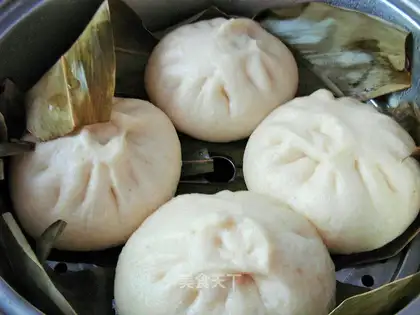 Big, loud meat buns