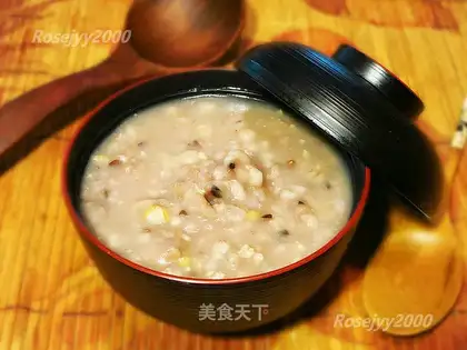 Black rice wheat porridge