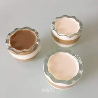 Coffee and cream