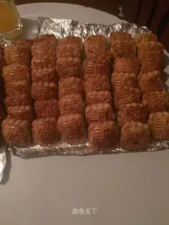 Traditional moon cakes