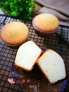 Milk chicken cake