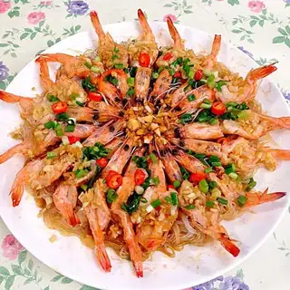 Shrimp for garlic fans