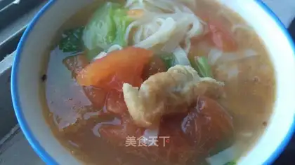 Tomato egg noodles
