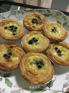 A simple blueberry egg pickle