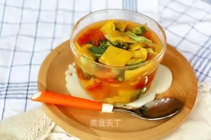 Vegetables cooking pumpkin noodles