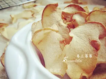 Baked apple chips