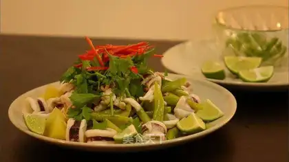 Thai squirming squid