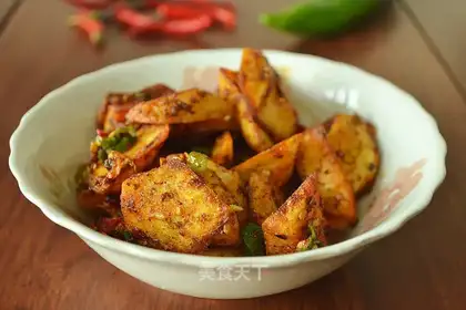 Spicy pot of potatoes