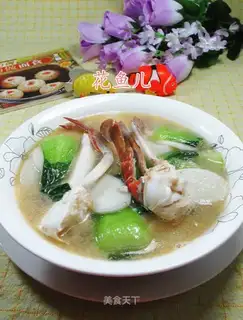 Crabs with green vegetables