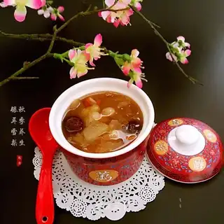 Silver pear soup