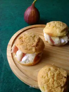 Puffy figs