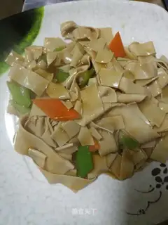 Northeast pepper dry tofu