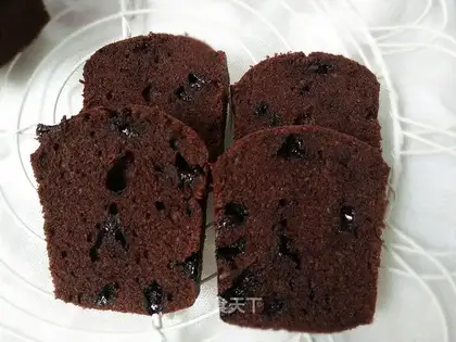 Chocolate pound cake