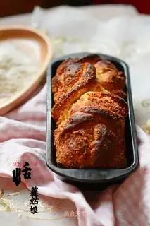 Coconut bread