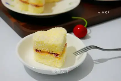 Blueberry coconut cake