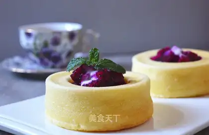Yogurt fruit cake