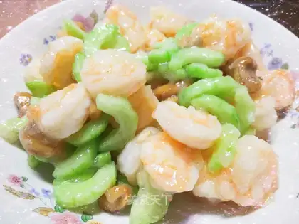 Cashew shrimp