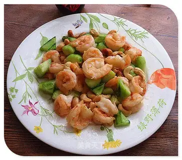 Cashew, shrimp