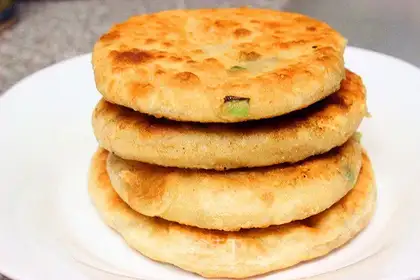 Onion cake