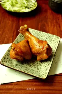 Characteristic chicken leg