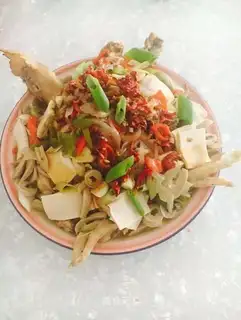 Xinjiang pepper chicken
