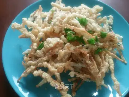 Pretzels, golden mushrooms