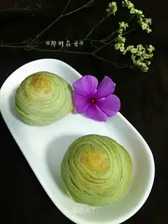 The yolk spiral