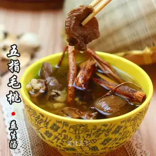 Five fingers of peach soup