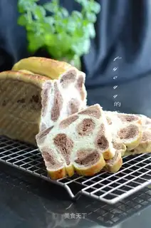 Leopard toast