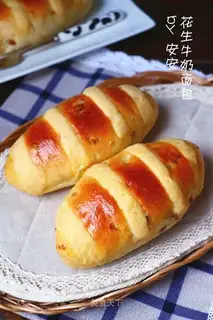 Peanut milk bread